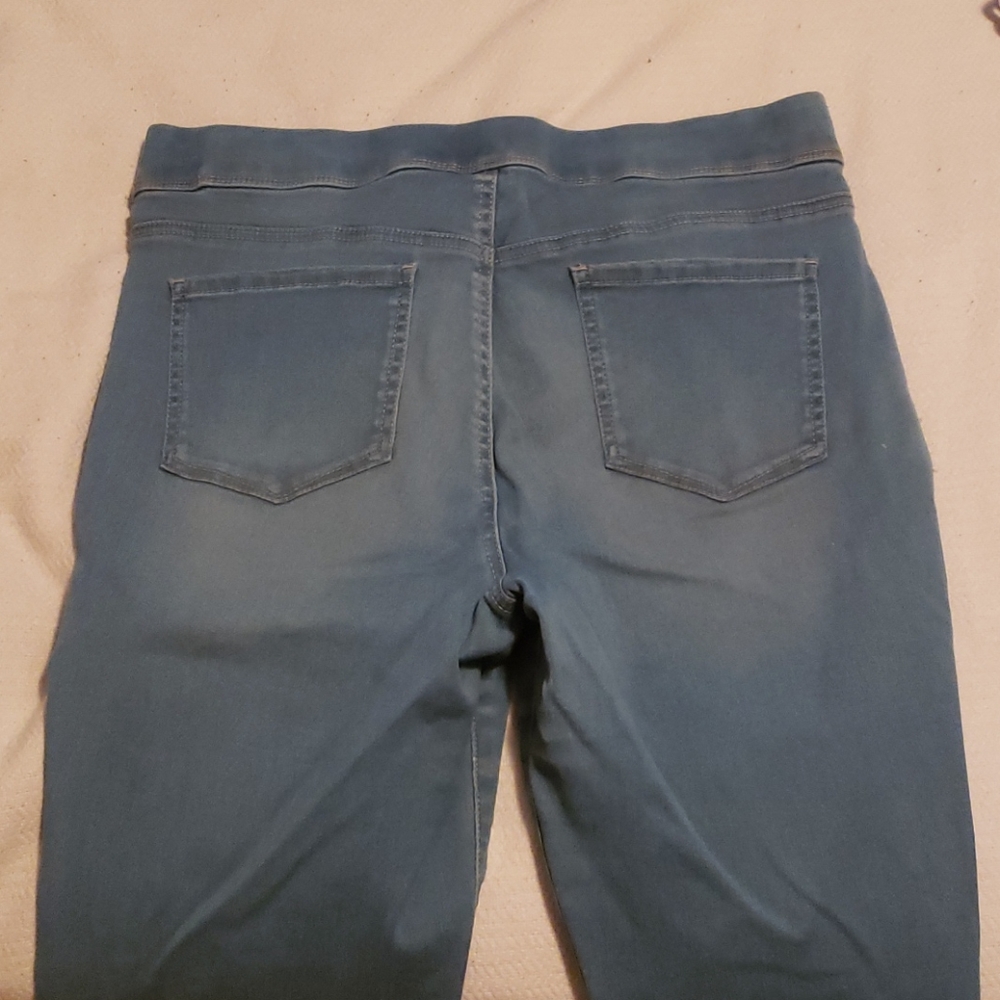 Stretchy jeans - Picture 2 of 4